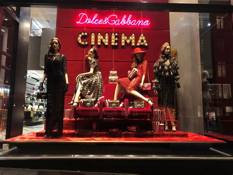 dolce gabbana display